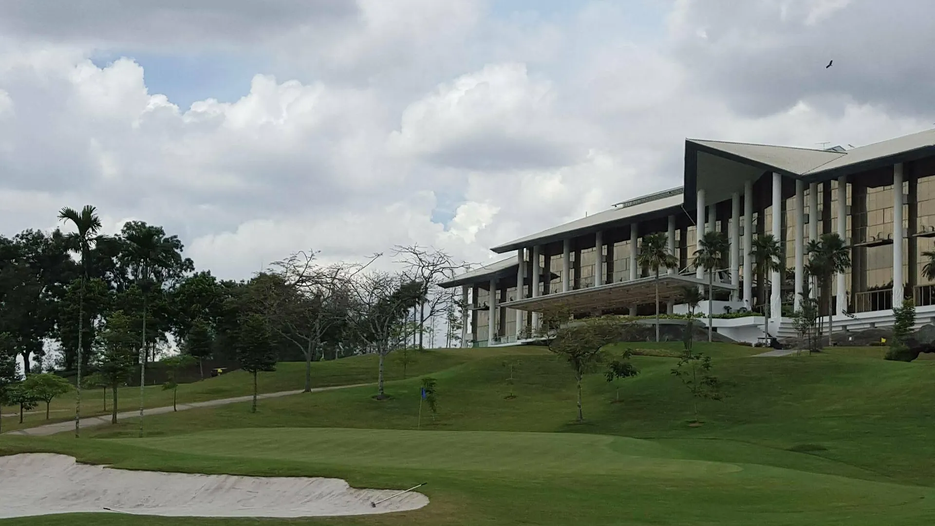 Austin Heights Golf & Hotel Resort 新山